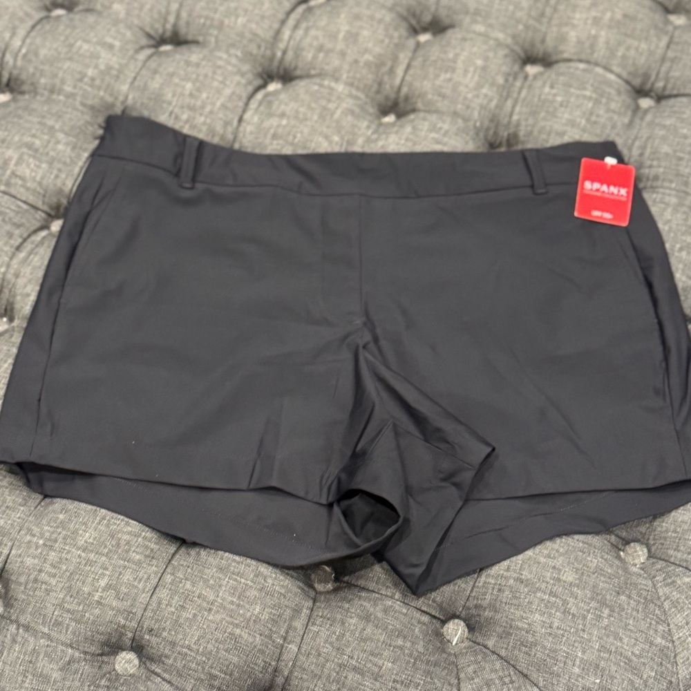 SPANX Women's Charcoal Athletic Shorts